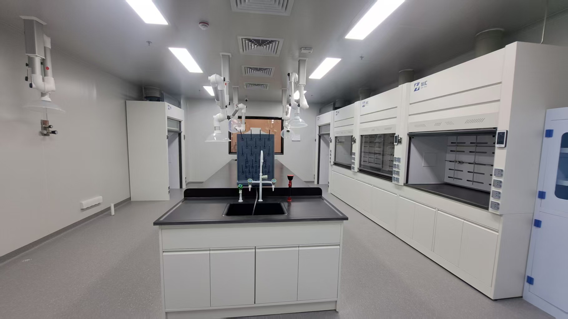 深圳實(shí)驗(yàn)室裝修公司 深圳實(shí)驗(yàn)室裝修公司